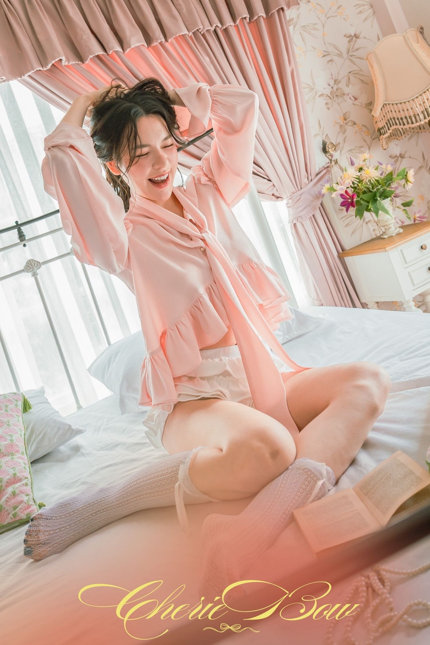 เสื้อครอปผูกโบว์ Cherie - Image 6